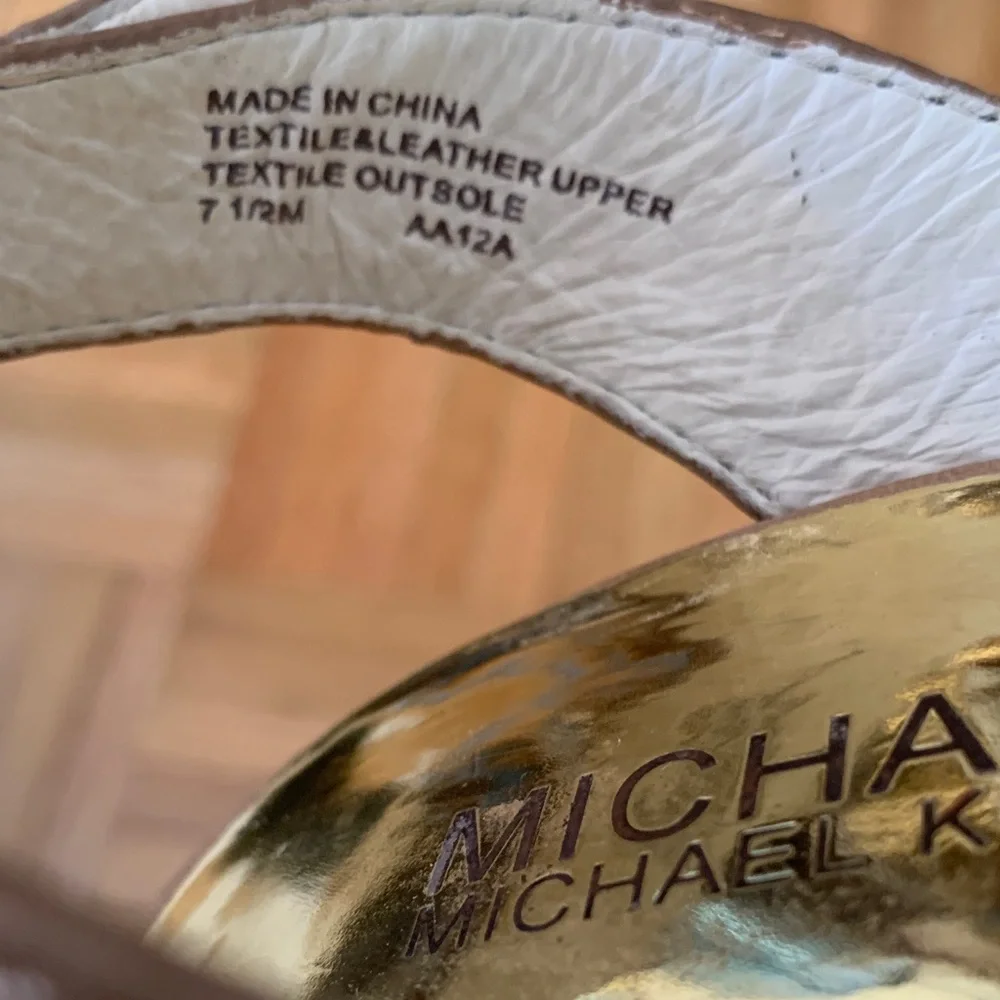 Michael Kors Neutral Platform Block Heel Women’s Size 7.5 - Picture 4 of 14